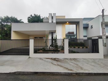 house em Rua Sérgio Pradi, Jaraguá Esquerdo - Jaraguá do Sul - SC