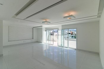 apartment em Rua Roberval Cordeiro de Farias, Recreio dos Bandeirantes - Rio de Janeiro - RJ