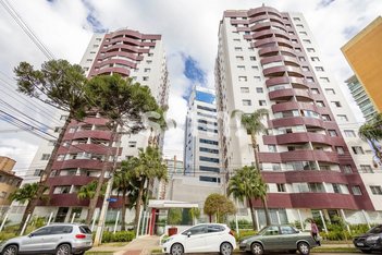 apartment em Rua Dom Pedro I, Água Verde - Curitiba - PR