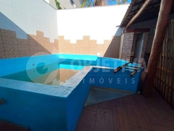 house em Avenida Platina, Dona Zulmira - Uberlândia - MG