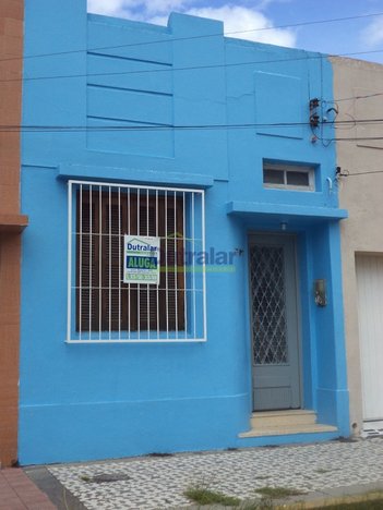 house em Rua Gomes Freire, Centro - Rio Grande - RS
