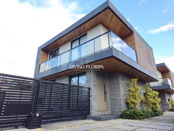 house em Rua Laureano, Campeche - Florianópolis - SC