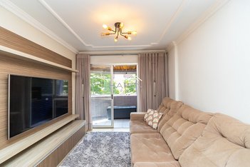 apartment em Rua Alcebíades Plaisant, Água Verde - Curitiba - PR