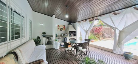 house em Professor Walter de Bona Castelan, Córrego Grande - Florianópolis - SC