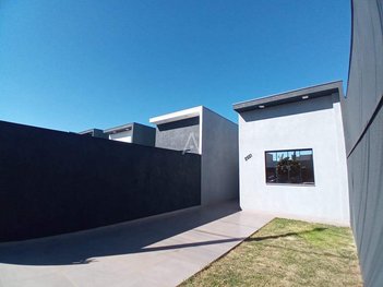 house em Rua Jacinto Domingos Parizotto, Jardim Coopagro - Toledo - PR