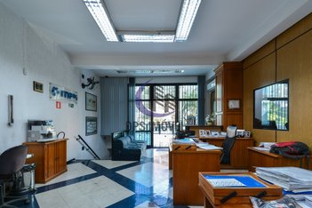 commercial_building em Rua Paraiso, Jardim Portal I e II - São Paulo - SP