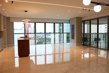 apartment em Rua Deputado Heitor Alencar Furtado, Campo Comprido - Curitiba - PR