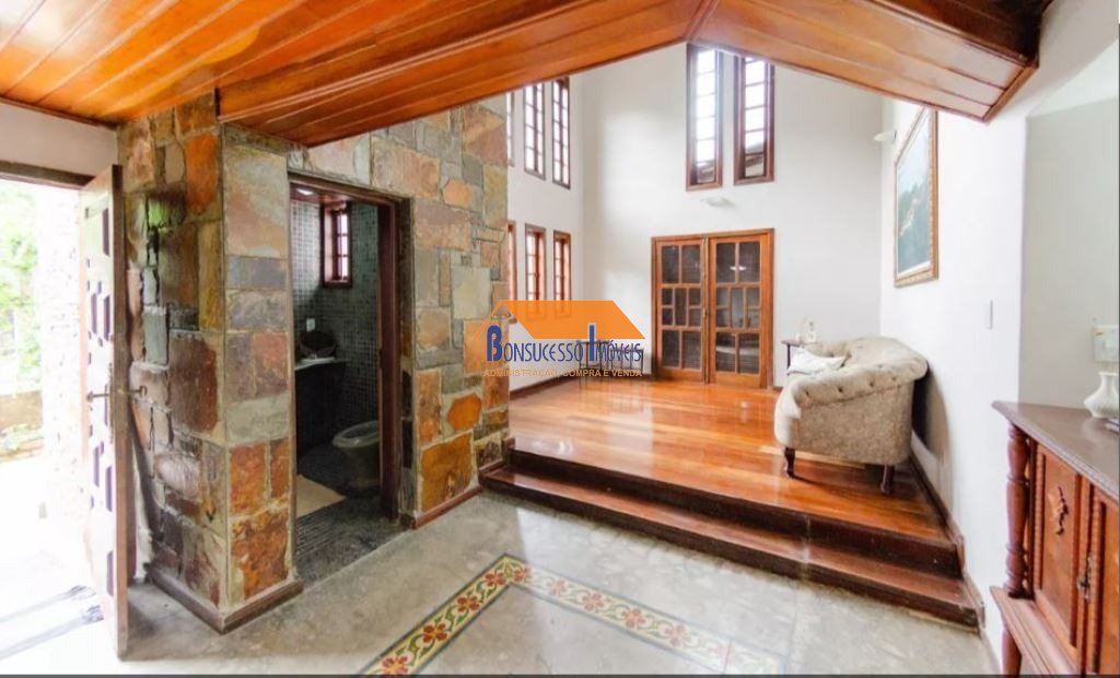 Casa com 5 quartos — Alto Caiçaras, Belo Horizonte