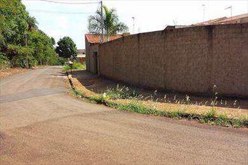 land_lot em Rua Antonio Augusto Guelli, Parque Clayton Malaman - Pirassununga - SP