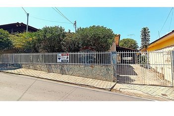 house em Rua Quintiliano José da Silva, Centro - Esmeraldas - MG