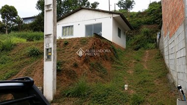 house em Rua Rubens Henrique de Oliveira, Bateas - Brusque - SC