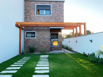 house em Laureano, Campeche - Florianópolis - SC