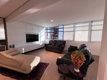 apartment em Rua Altamiro Guimarães, Centro - Florianópolis - SC