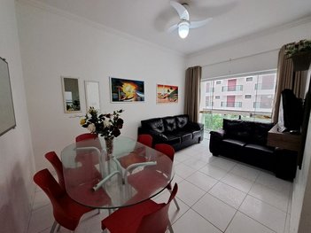apartment em Rua Sílvia Valadão de Azevedo, Pitangueiras - Guarujá - SP