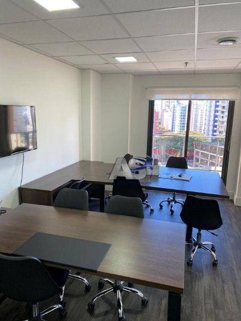 office em Avenida Rouxinol, Indianópolis - São Paulo - SP