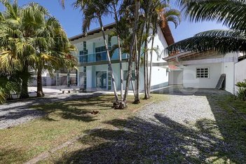 house em Rua Napoleão Vieira, Praia do Estaleiro - Balneário Camboriú - SC