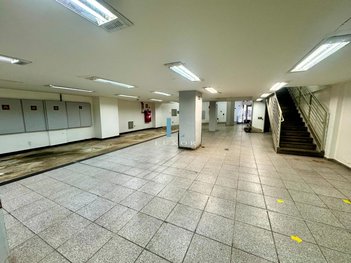 business em Avenida Prudente de Morais, Santo Antônio - Belo Horizonte - MG