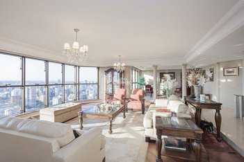 apartment em Avenida Visconde de Guarapuava, Batel - Curitiba - PR