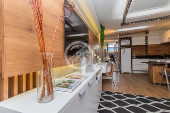 apartment em Rua Oito de Julho, Jardim Botânico - Porto Alegre - RS