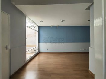 house em Rua Sete de Setembro, Centro - Pelotas - RS