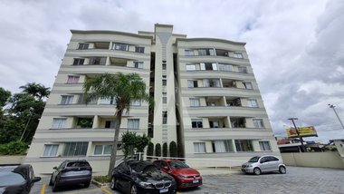 apartment em Rua Campo Alegre, Glória - Joinville - SC