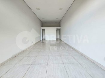 business em Avenida Nicomedes Alves dos Santos, Shopping Park - Uberlândia - MG