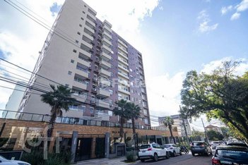 apartment em Rua Roque Calage, Passo da Areia - Porto Alegre - RS