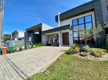 house em Rua Rio Camisas, Centro - Xangri-Lá - RS