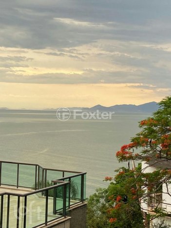 apartment em Rua Desembargador Ferreira Bastos, Coqueiros - Florianópolis - SC