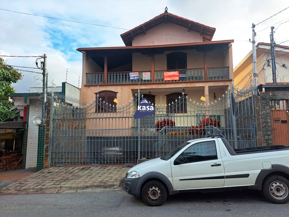 Casa com 4 quartos — Padre Eustáquio, Belo Horizonte