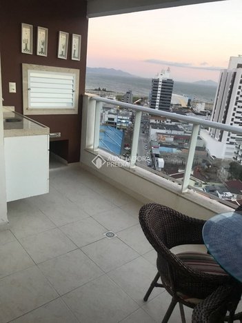 apartment em Avenida Brigadeiro da Silva Paes, Campinas - São José - SC