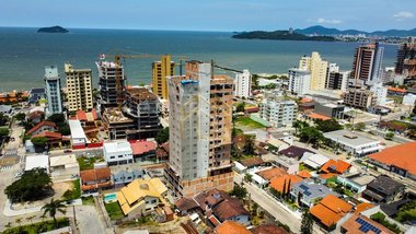 apartment em Rua Caxias do Sul, Centro - Balneário Piçarras - SC