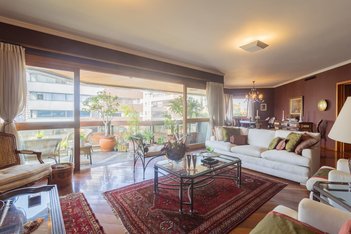 apartment em Rua Barão de Ubá, Boa Vista - Porto Alegre - RS