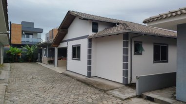 house em do Jura, Ingleses do Rio Vermelho - Florianópolis - SC