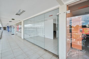 office em Juvenal Carvalho, Fazendinha - Curitiba - PR