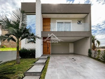house em Rua Silvino Nedel, Mário Quintana - Porto Alegre - RS