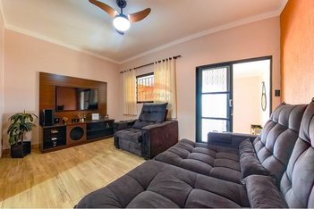 house em Rua José Antônio Martini, Jardim Itália - Araras - SP