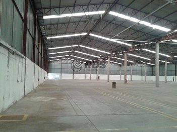 industrial em Avenida Piraíba, Centro Comercial Jubran - Barueri - SP