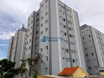 apartment em Rua Ponte Serrada, Itaquera - São Paulo - SP