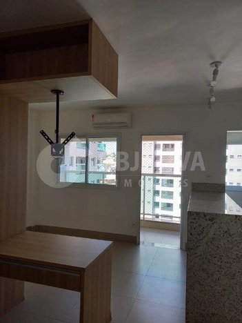 apartment em Rua da Carioca, Morada da Colina - Uberlândia - MG