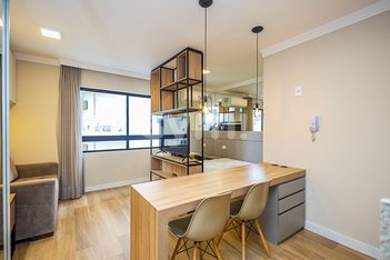 apartment em Alameda Júlia da Costa, Bigorrilho - Curitiba - PR