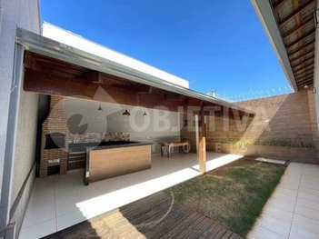 house em Rua Antônio Junqueira Resende, Alto Umuarama - Uberlândia - MG