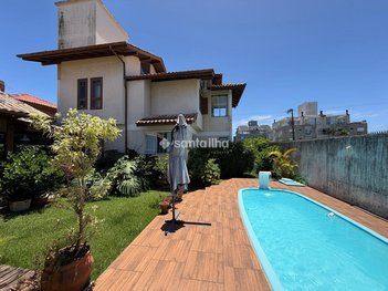 house em Avenida Tucumã, Campeche - Florianópolis - SC