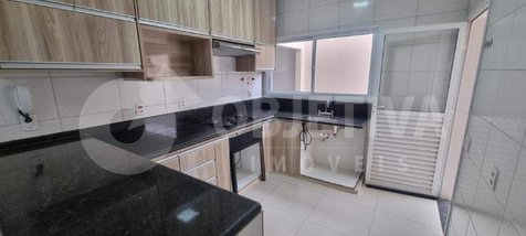 house em Avenida Lydia da Rocha e Silva, Jardim Europa - Uberlândia - MG