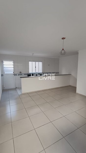 house em Avenida Nilo Marcatto, Jardim São Pedro - Mogi das Cruzes - SP