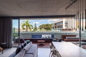 apartment em Rua Carlos Huber, Três Figueiras - Porto Alegre - RS