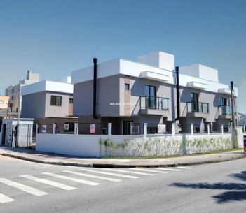 house em Rua Abílio Roldão Garcia, Nova Palhoça - Palhoça - SC
