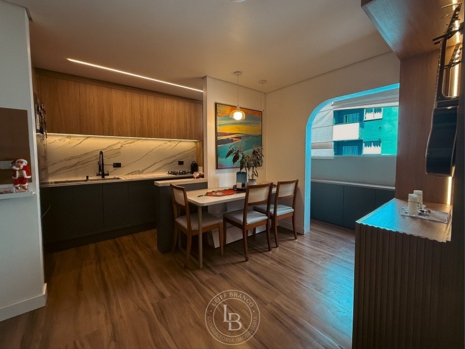 03 Apartamento _ Venda _ Costa e Silva _ Joinville _ Santa Catarina _ Sala de Jantar _ Cozinha