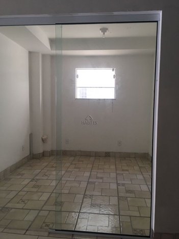 office em Curuzu - Loja 4, Centro - Botucatu - SP