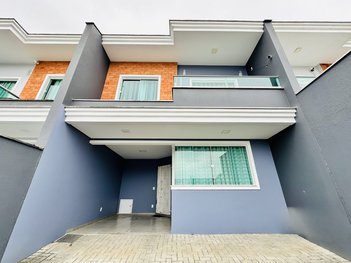 house em Rua Bernardo Ziemer, Glória - Joinville - SC